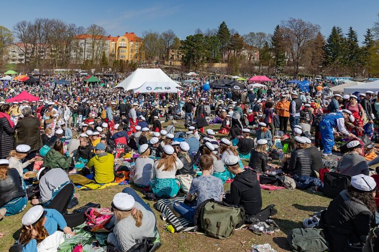 Valborgsfirande i Helsingfors – här är helgens höjdpunkter