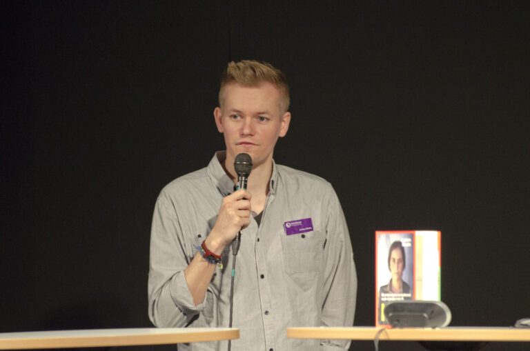 Nu inleds rättegången mot svensk journalist i Turkiet